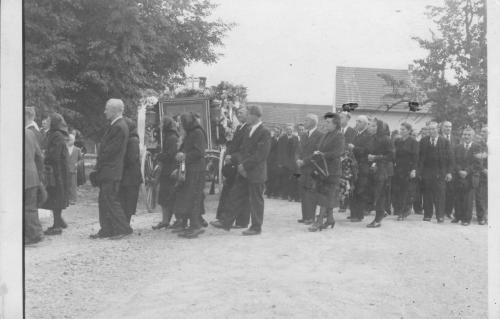 Pohřeb faráře Msgre. Čecha 23.8.1952